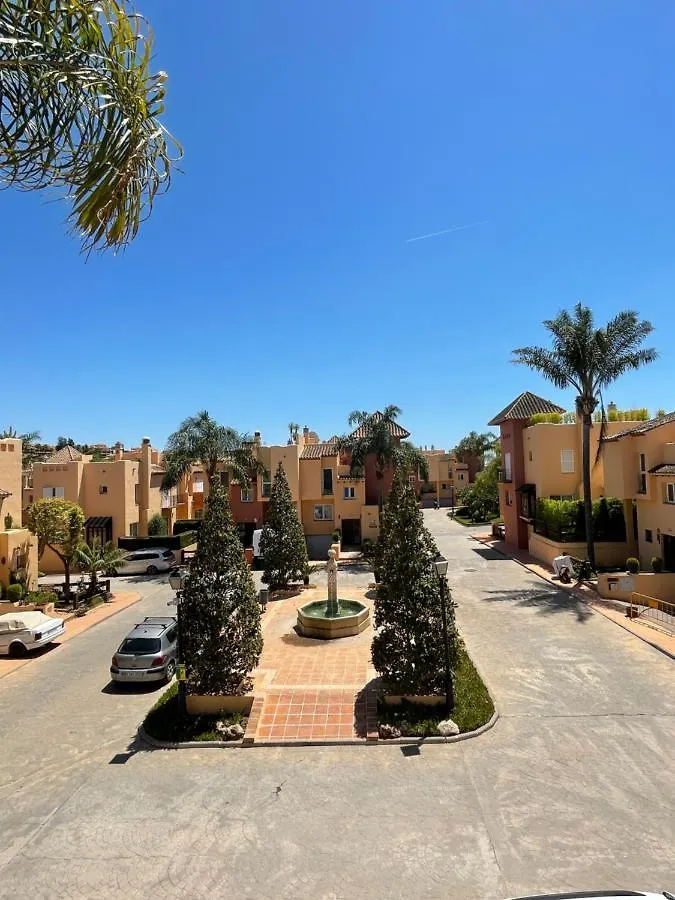 Halo - Amazing 4Br Townhouse With Jacuzzi And Big Terrace Apartment Marbella