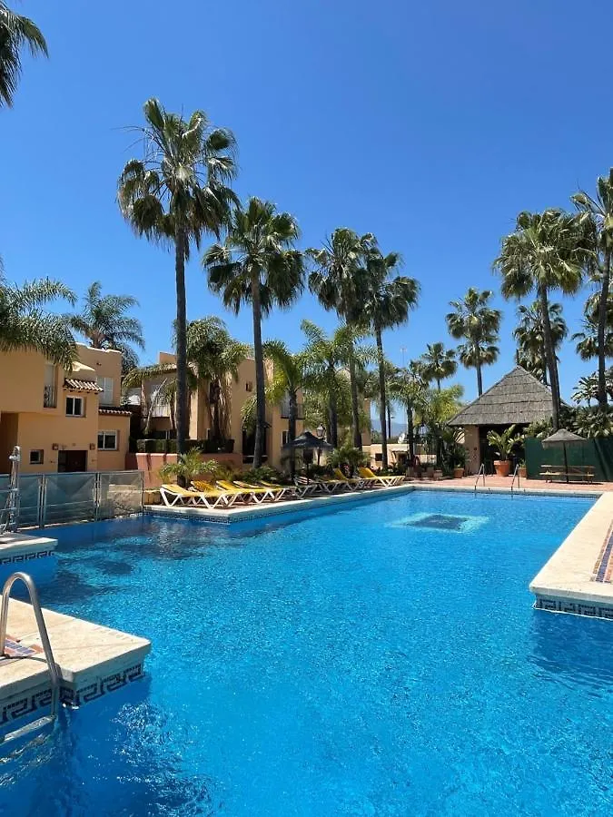 Halo - Amazing 4Br Townhouse With Jacuzzi And Big Terrace Apartment Marbella Spain